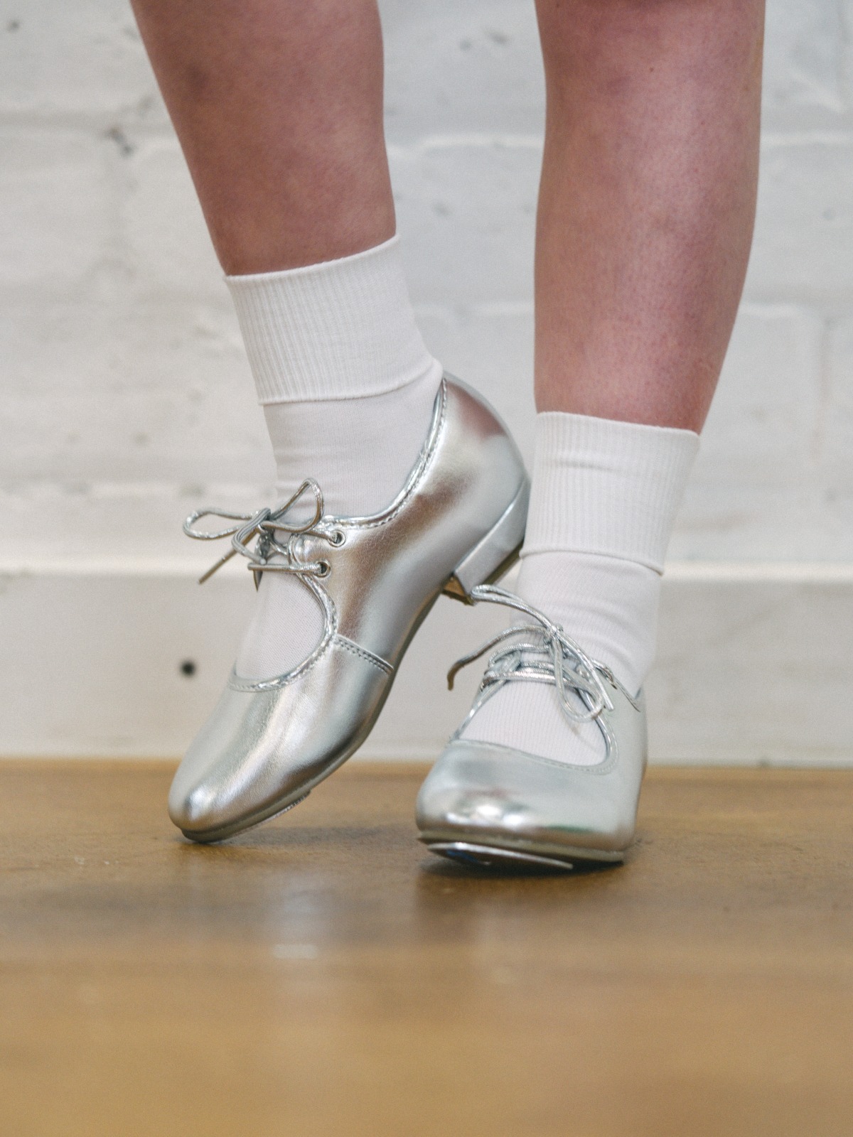 Low Heel Tap Shoes Silver alt 2